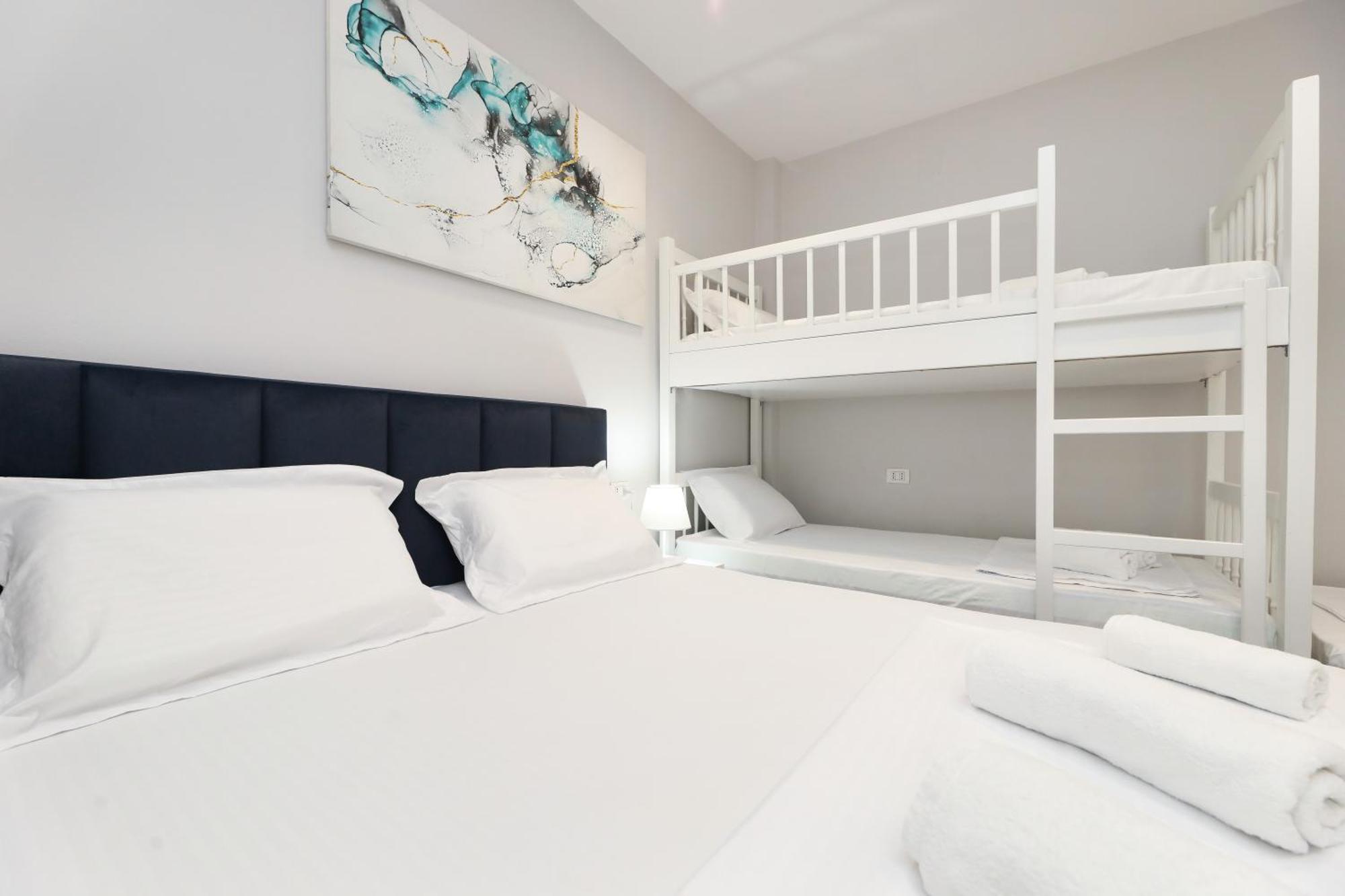 Gasthof Feliz - Premium With Free Private Parking *